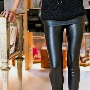💚💚 3/$15 Faux Leather Stretch Skinny Pants